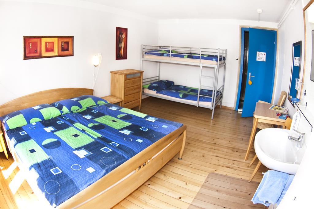 Happy Inn Lodge Interlaken Bilik gambar